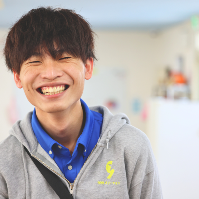 999伊勢崎1　児童指導員　Oさん（新卒入社）